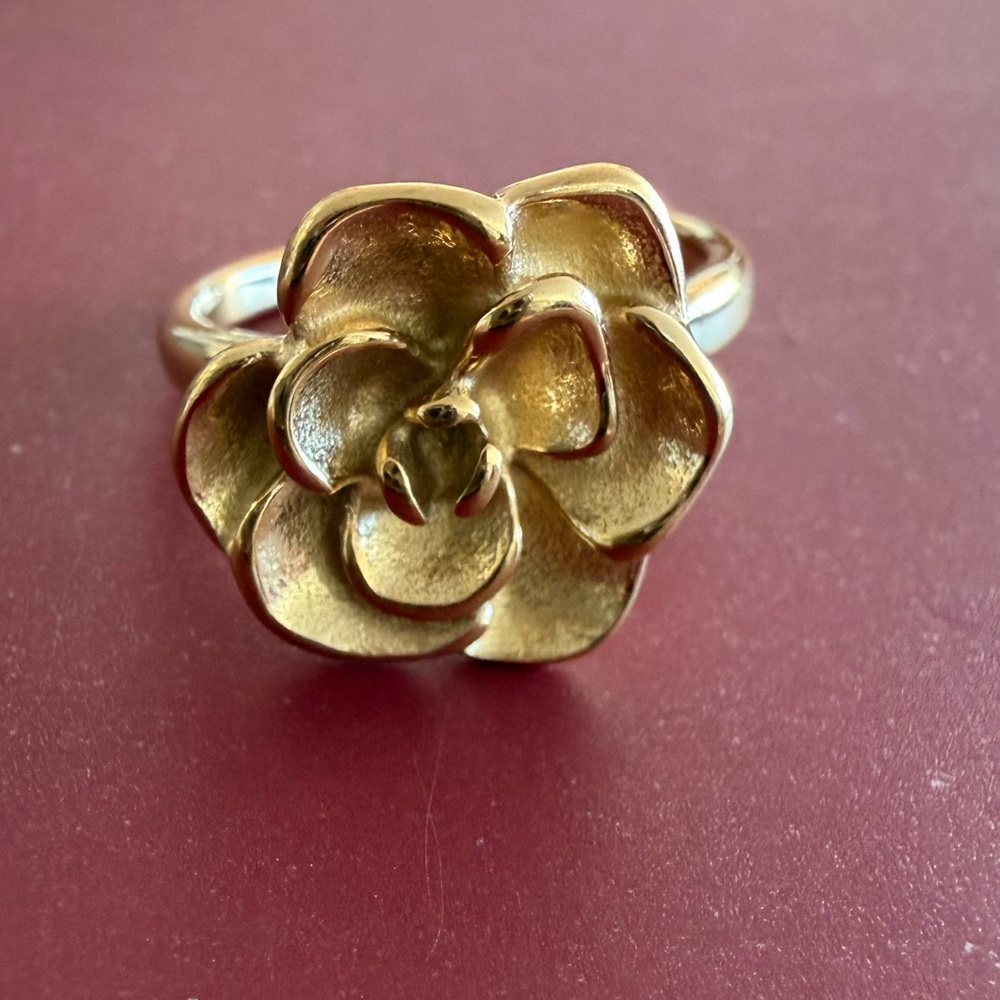 BRAND NEW Pua Kala Floral Ring OS Premium Stainless Steel + 18k gold PVD coating - Picture 4 of 5